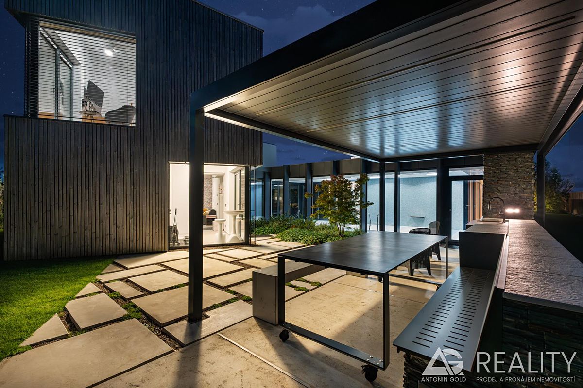 Prodej rodinného domu 407 m², pozemek 1794 m² – fotografie 5