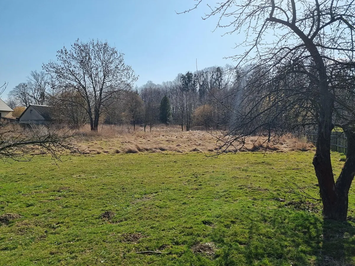 Prodej stavebního pozemku 1102 m²
