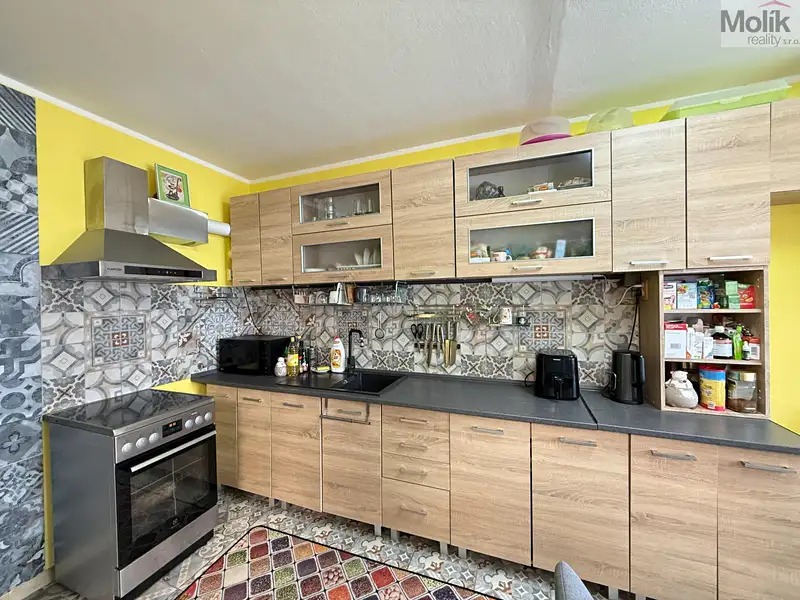 Prodej bytu 3+1 68 m², Krupka – náhled fotky 2