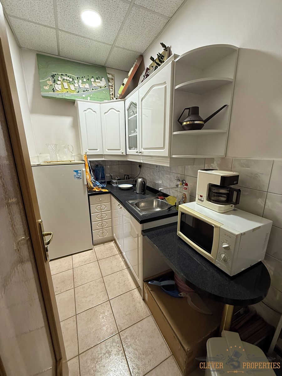 Pronájem kanceláře 33 m² – fotografie 3