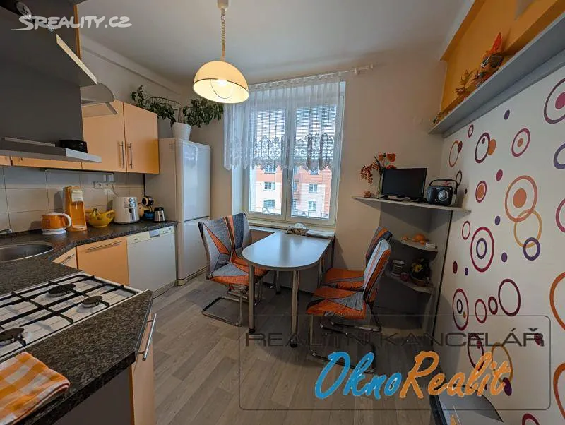 Pronájem bytu 3+1 80 m² – pohled 3