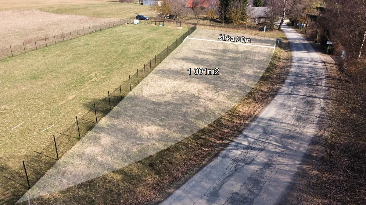 Prodej stavebního pozemku 1001 m²