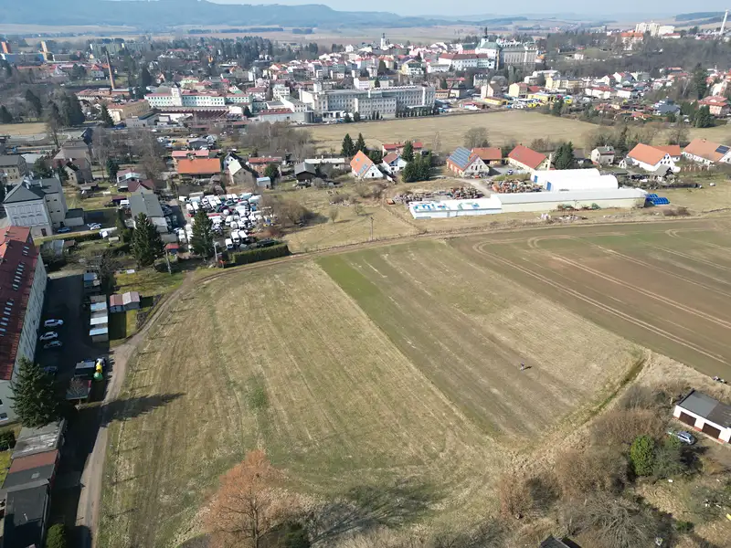 Prodej pozemku 4646 m², Broumov – náhled fotky 2