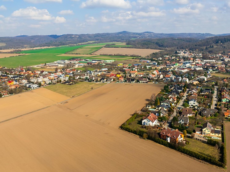 Prodej pozemku, 10 038 m² (3 z 7)