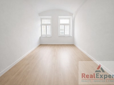 Pronájem bytu 1+kk 35 m² (Jednopodlažní)