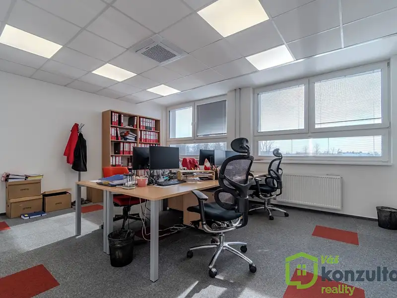 Pronájem kanceláře 25 m², Ostrava – náhled fotky 1