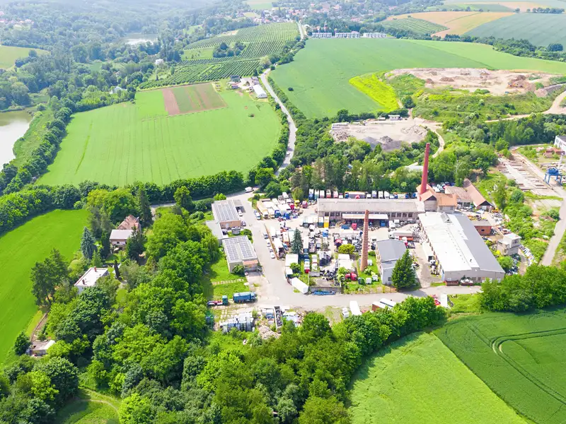 Prodej skladového prostoru 30850 m², Český Brod – náhled fotky 1