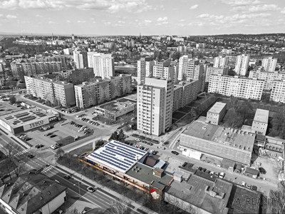 Комерційне приміщення на продаж, 1 060 м² (2 з 18)