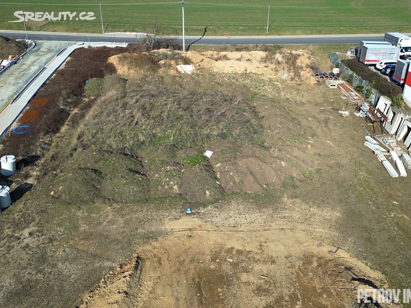 Prodej  stavebního pozemku 1 232 m² – pohled 3