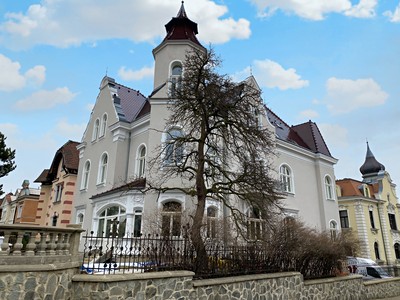 Pronájem bytu 2+kk 80 m²