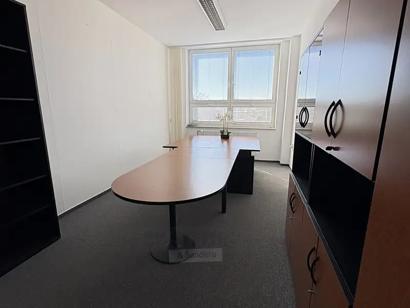 Pronájem kanceláře 35 m², České Budějovice – náhled fotky 2