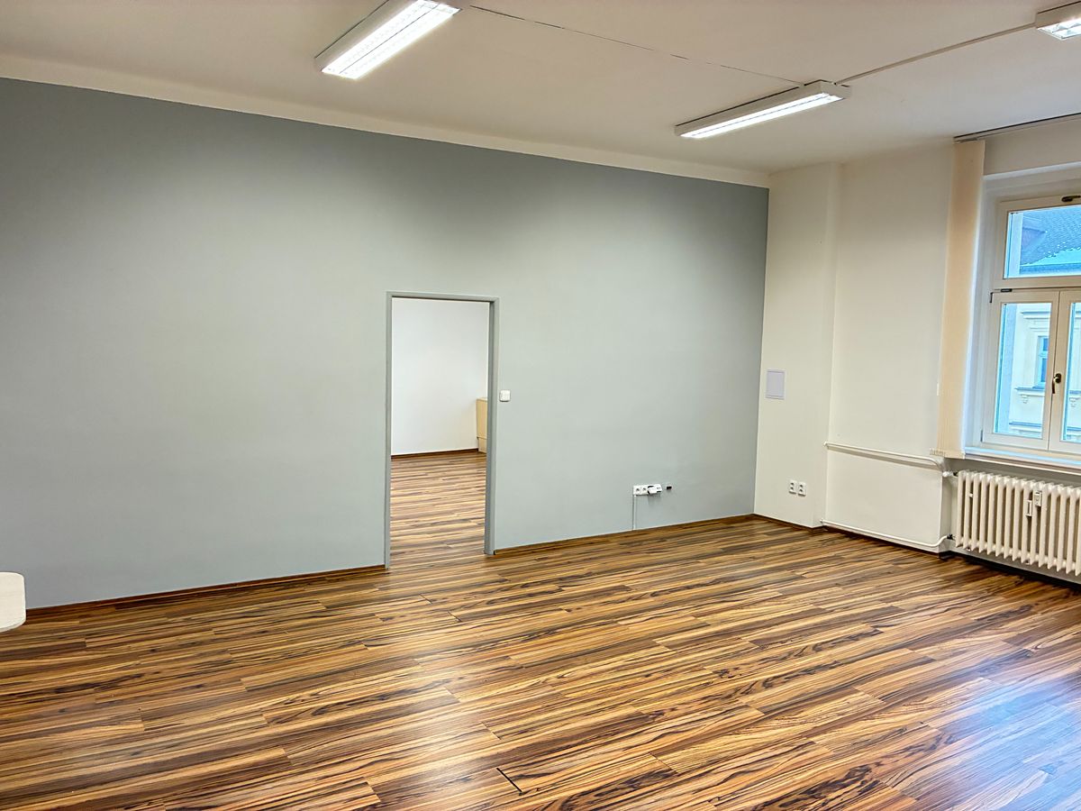 Pronájem kanceláře 72 m²
