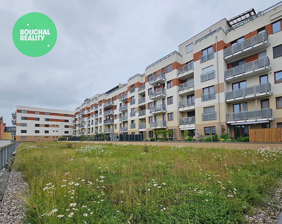 Pronájem garáže 15 m² – fotografie 2