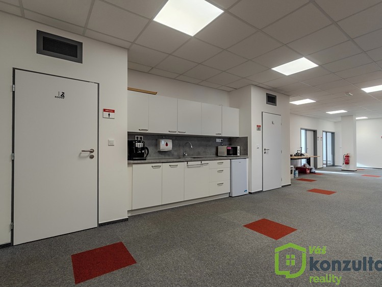 Pronájem komerčního prostoru, 25 m² (2 z 29)