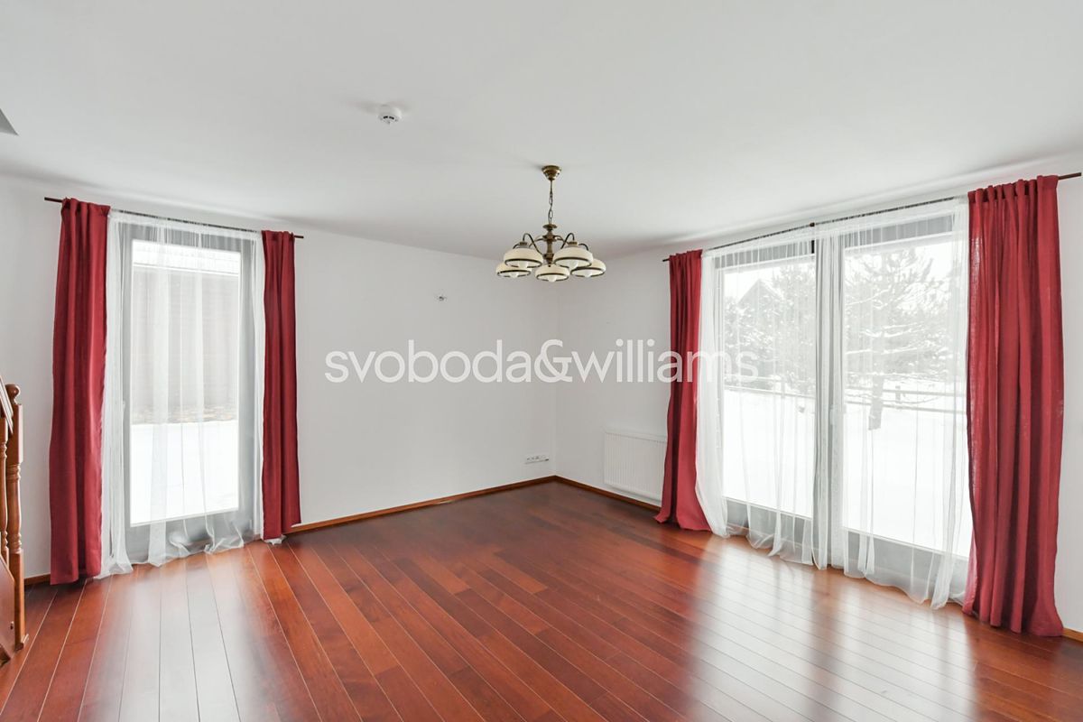 Prodej rodinného domu 119 m², pozemek 525 m² – fotografie 3