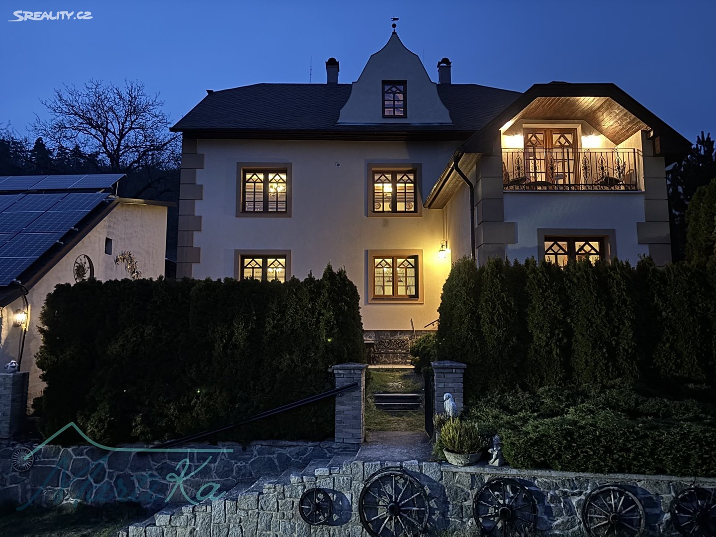 Prodej  rodinného domu 350 m², pozemek 9 285 m², okres Příbram