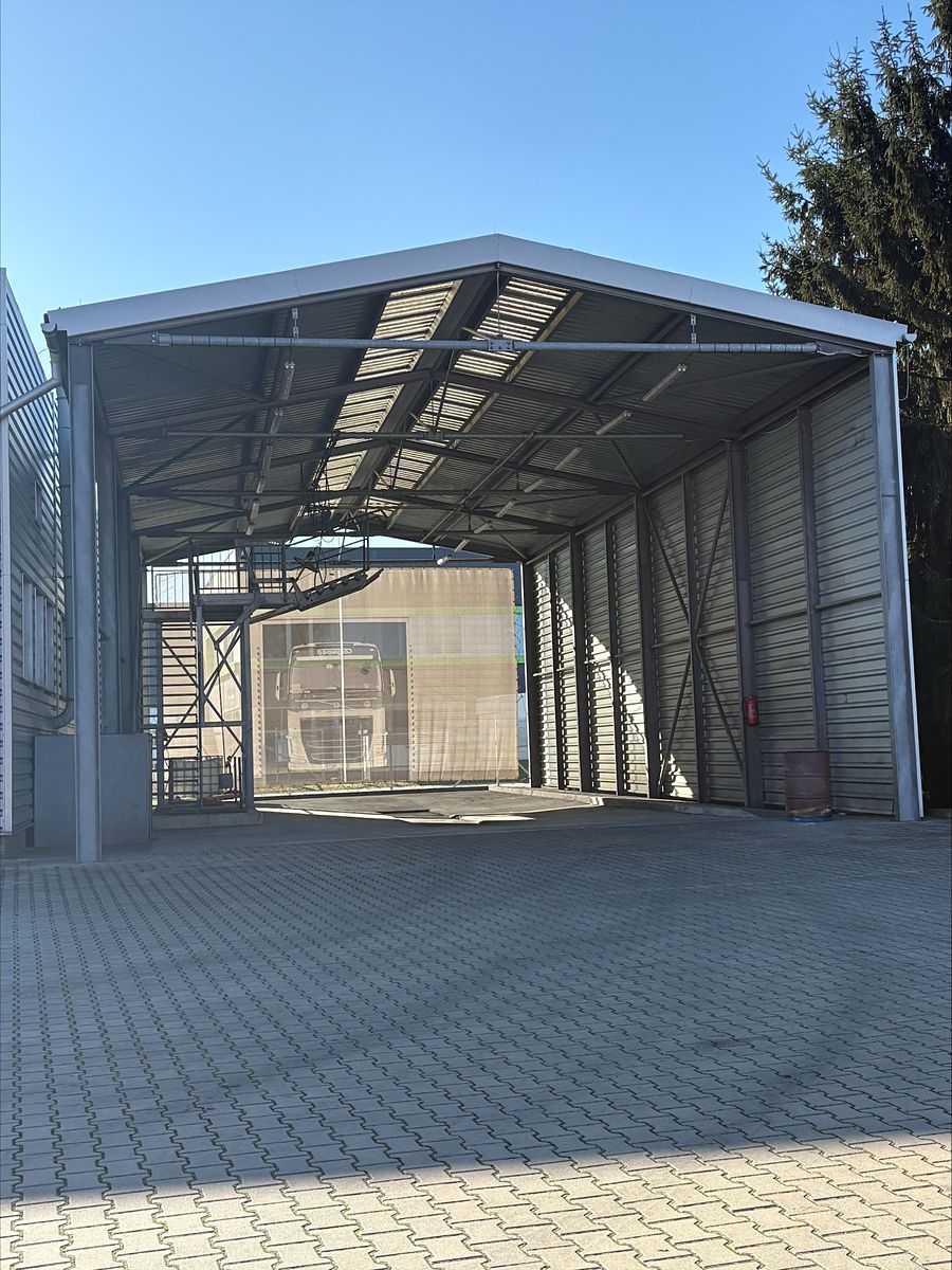Pronájem komerční nemovitosti 1300 m² – fotografie 4