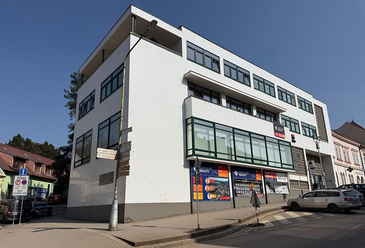 Pronájem obchodního prostoru 360 m² – fotografie 2