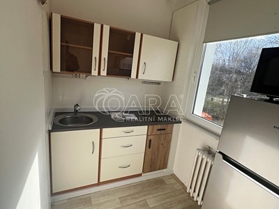 Pronájem bytu 1+kk 31 m²