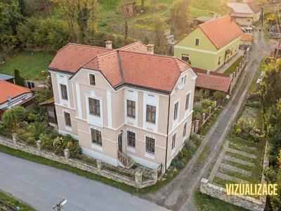 Prodej  vily 307 m², pozemek 1 221 m²