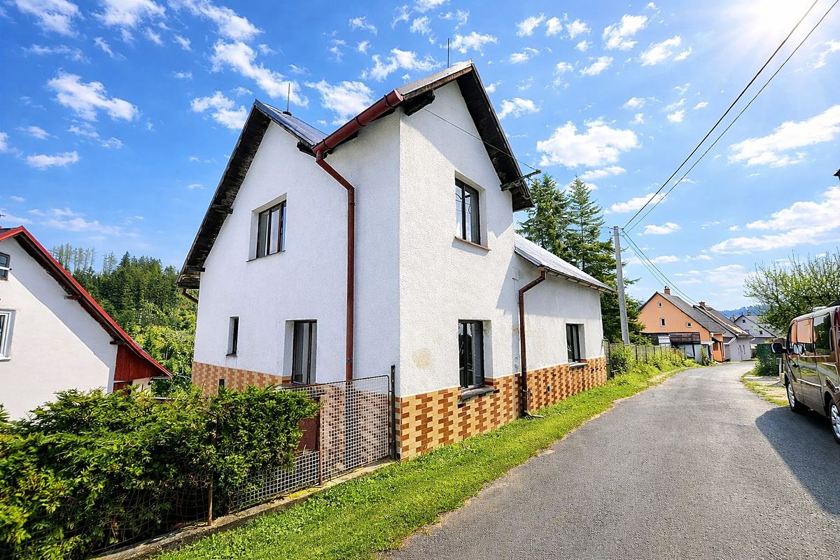 Prodej chalupy 115 m², pozemek 557 m² – fotografie 2