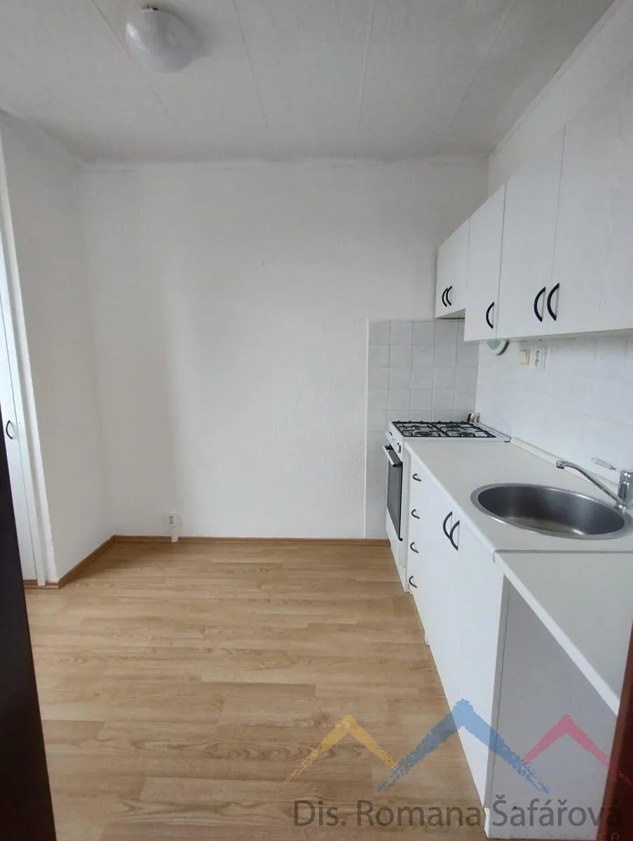 Pronájem bytu 1+1 34 m²