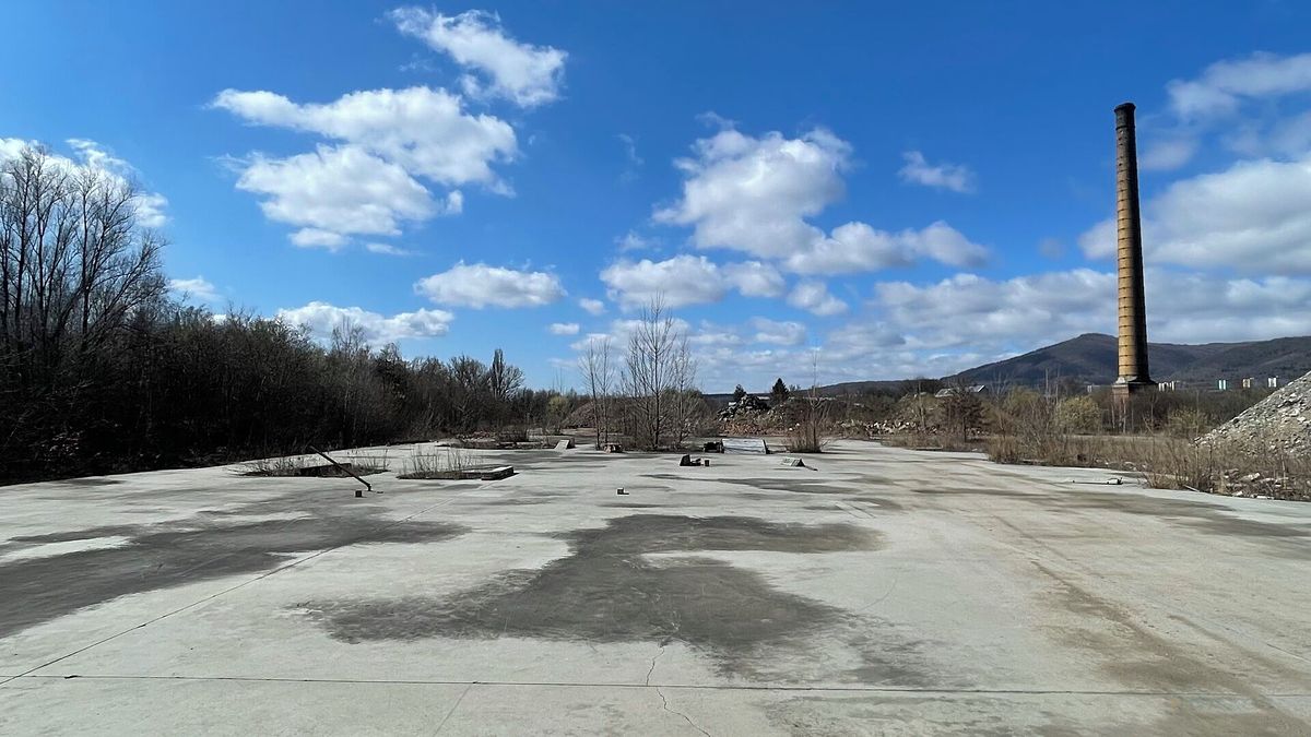 Prodej komerčního pozemku 84700 m² – fotografie 3