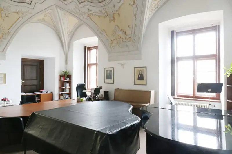 Pronájem kanceláře 466 m², Hradec Králové – náhled fotky 2