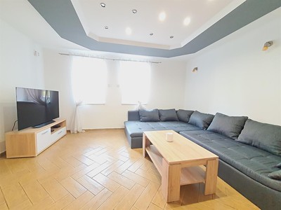 Prodej  rodinného domu 250 m², pozemek 2 324 m² — photo 5