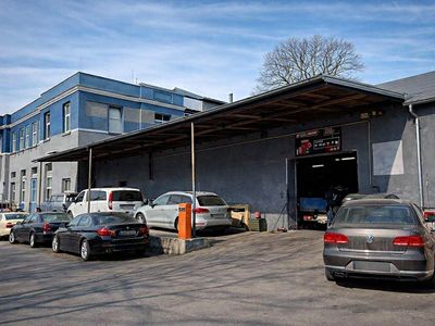 Pronájem výrobní haly, prostoru 388 m²