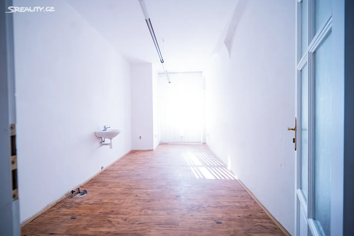 Pronájem obchodního prostoru 49 m², Broumov