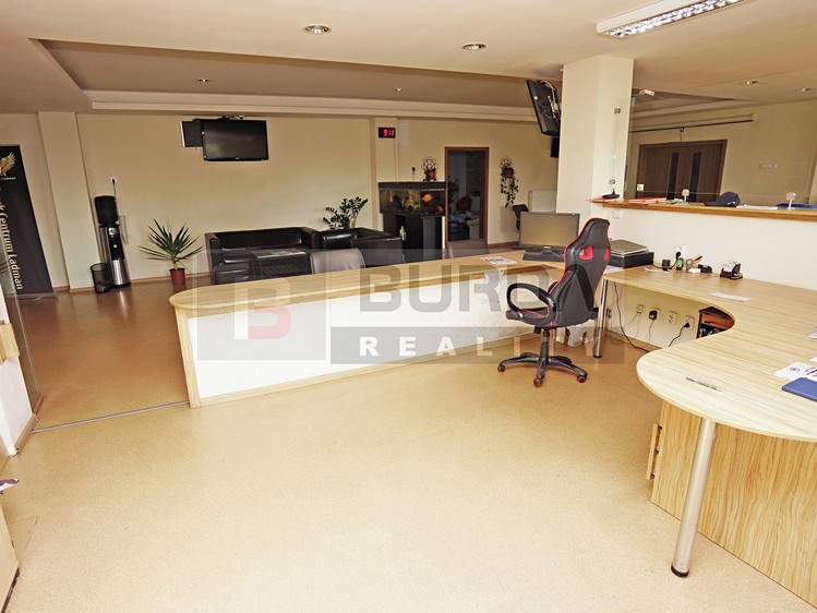 Pronájem komerčního prostoru, 24 m² (5 z 19)