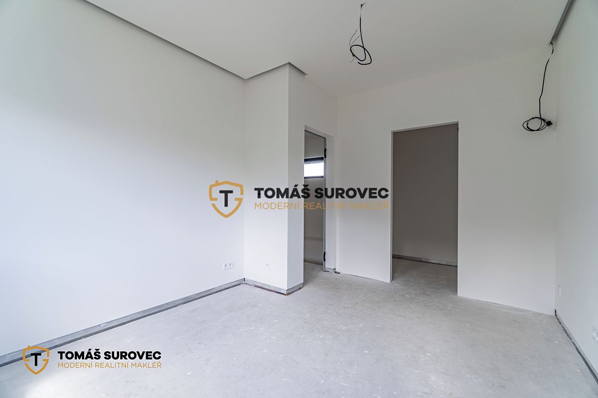 Prodej rodinného domu 110 m², pozemek 768 m² – fotografie 5