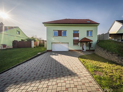 Prodej  rodinného domu 205 m², pozemek 834 m²