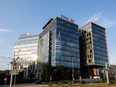 Pronájem kanceláře 548 m²