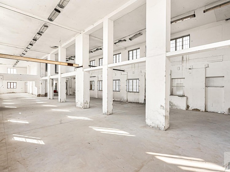 Комерційне приміщення на продаж, 12 119 м² (11 з 22)