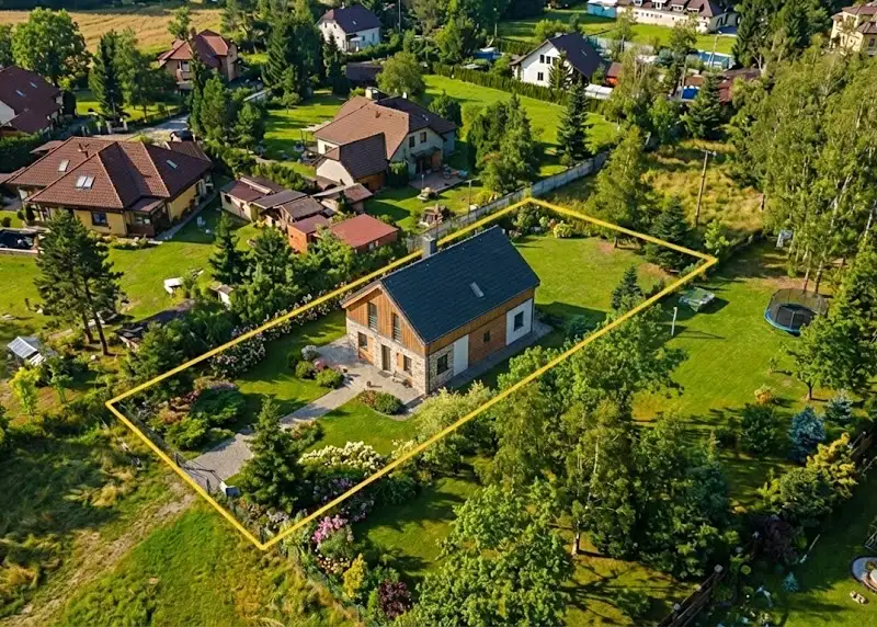 Prodej stavebního pozemku 1308 m², Svojetice – náhled fotky 1