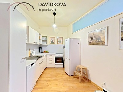 Pronájem bytu 2+1 63 m² (Jednopodlažní)