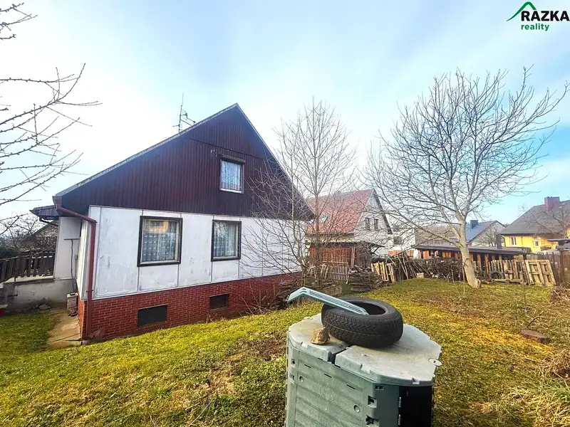 Prodej rodinného domu 206 m², pozemek 610 m², Halže – náhled fotky 2