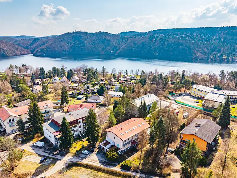 Prodej bytu 3+kk 59 m², Slapy – náhled fotky 1