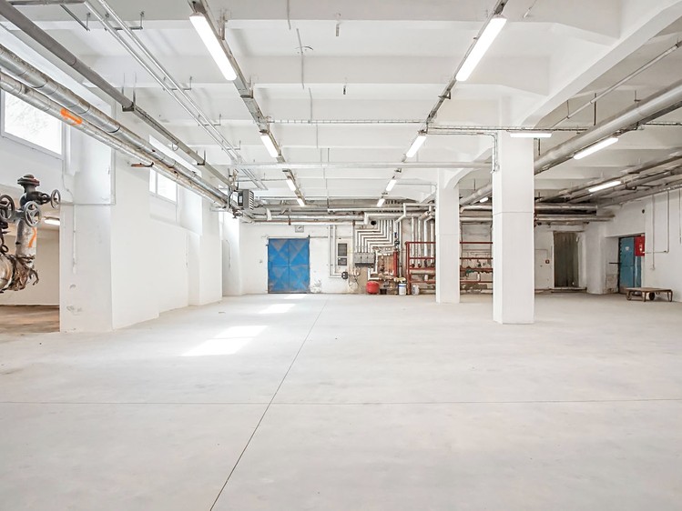 Pronájem komerčního prostoru, 1 000 m² (17 z 18)