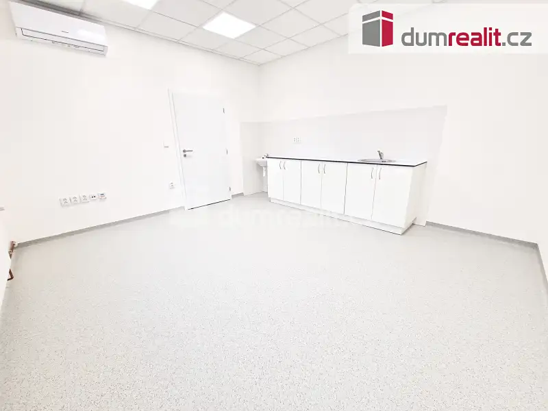Pronájem ordinace 40 m², Most – náhled fotky 2