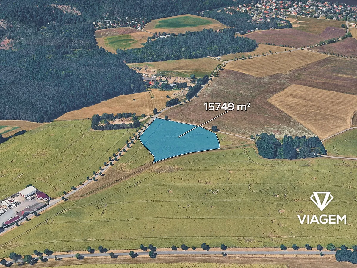 Prodej podílu 1/3 pole 5249 m²