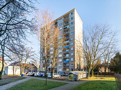 Pronájem bytu 1+1 35 m²