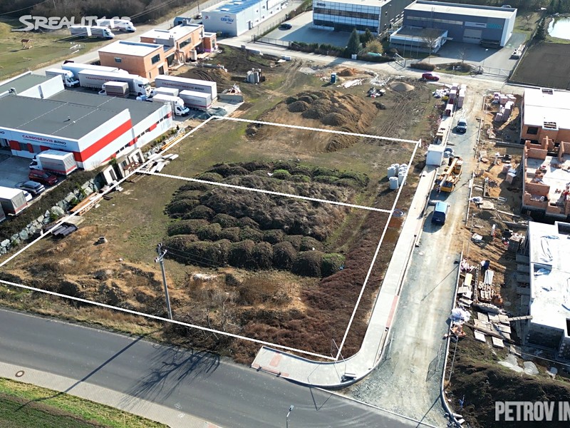 Prodej  stavebního pozemku 1 232 m²