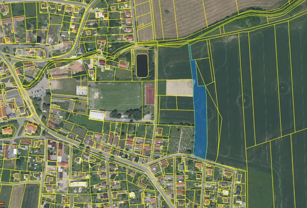 Prodej pole 6976 m²
