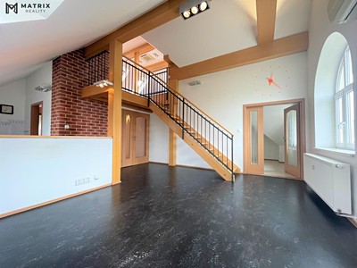 Pronájem bytu 4+kk 127 m² (Mezonet)