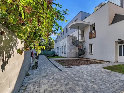 Prodej bytu 2+kk 51 m² (Jednopodlažní)