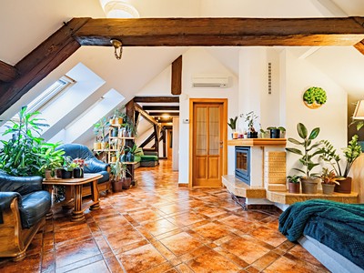 Prodej bytu atypické 295 m² (Mezonet)