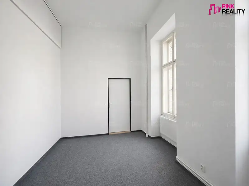 Pronájem kanceláře 15 m², Trutnov – náhled fotky 3